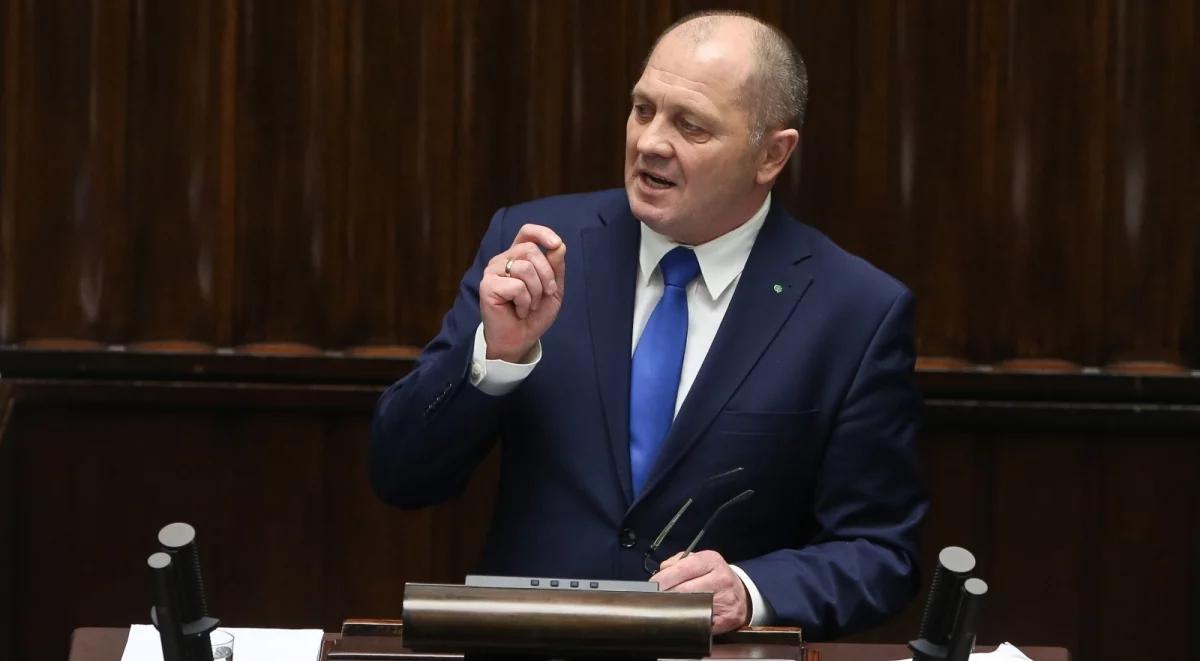 Sawicki o polskiej wsi: nie jest męczennicą. Sejm przyjął informację na temat sytuacji w polskim rolnictwie