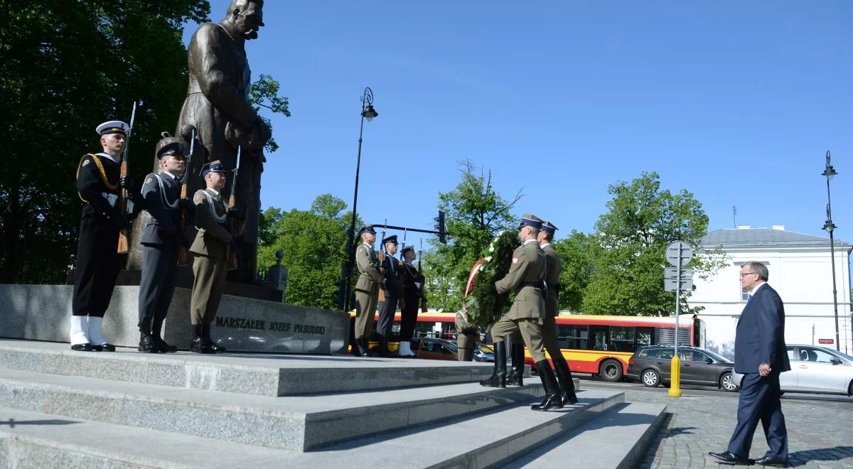 Rocznica śmierci Józefa Piłsudskiego. Prezydent przed pomnikiem marszałka