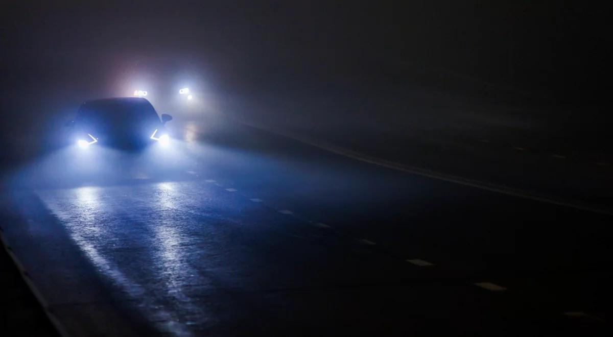 Zima wraca, będą trudne warunki na drogach. IMGW ostrzega