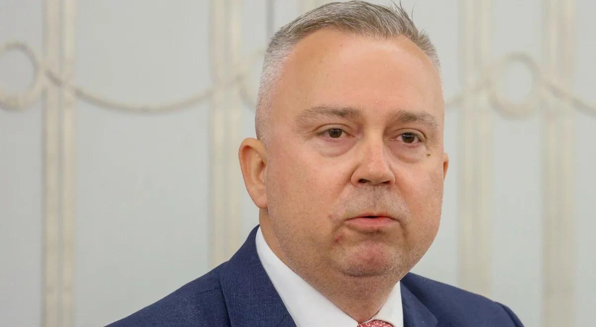 Dwa lata koalicji. Senator KO: warto te mini topory wojenne zakopać