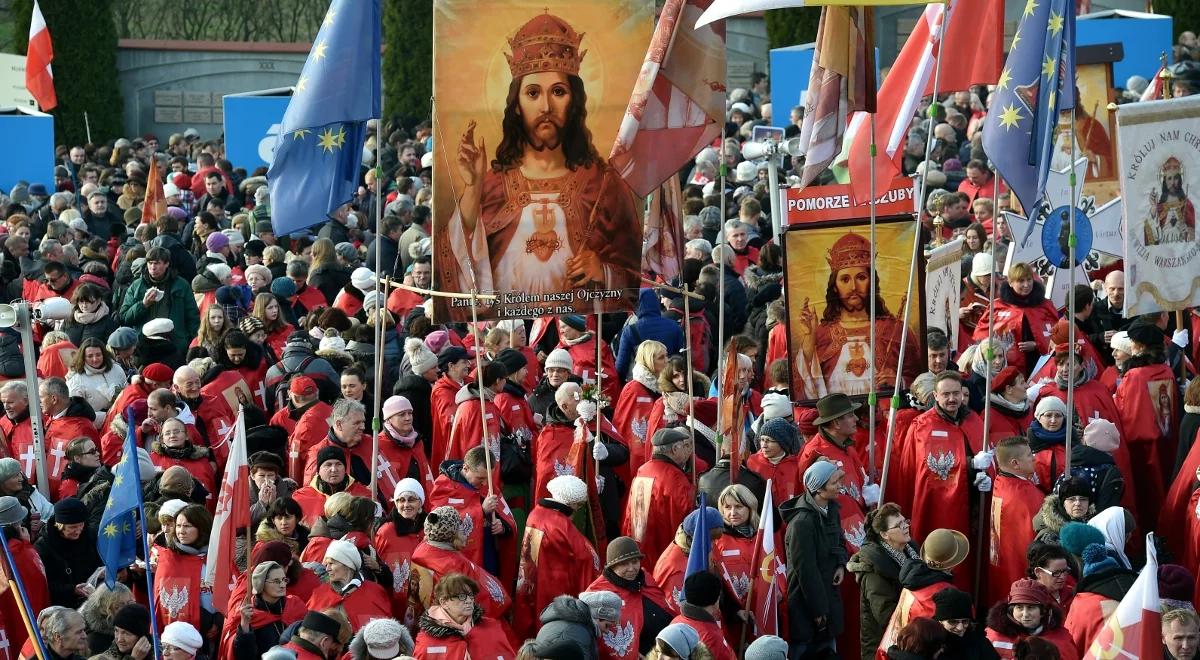 Odczytanie Aktu Przyjęcia Jezusa Chrystusa za Króla i Pana. Uroczystość w Łagiewnikach