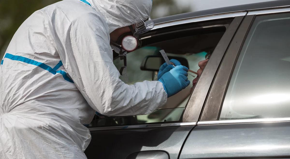 Szczepienia w punktach drive-thru. Wiemy, kiedy mogą się zacząć i kto je zorganizuje