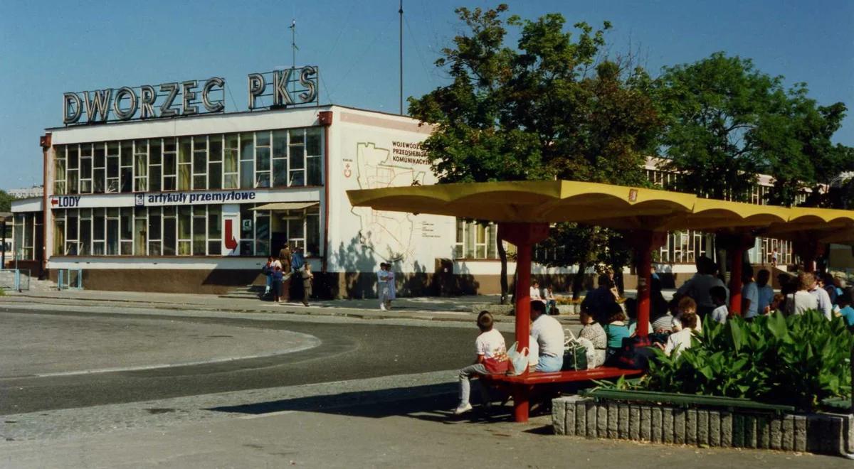 Sentymentalny powrót do lat transformacji