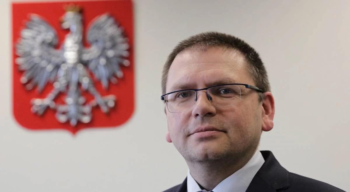Manisfestacja zwolenników przełożonego Juszczyszyna