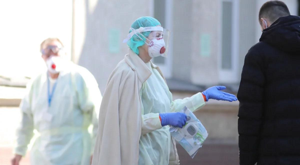 Wiceminister zdrowia o sytuacji w szpitalach: są wolne respiratory i łóżka dla pacjentów 
