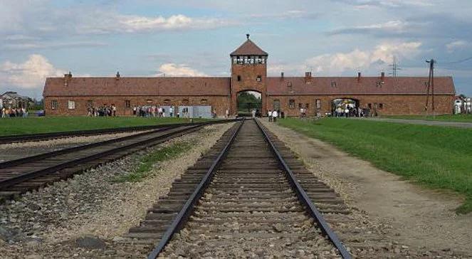 Niemcy: odnaleziono trzech strażników z Auschwitz. Wszczęto dochodzenie