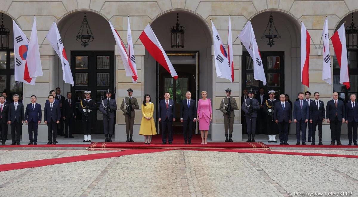 Rozpoczęła się wizyta prezydenta Korei Płd. w Polsce. Rozmowy o bezpieczeństwie międzynarodowym