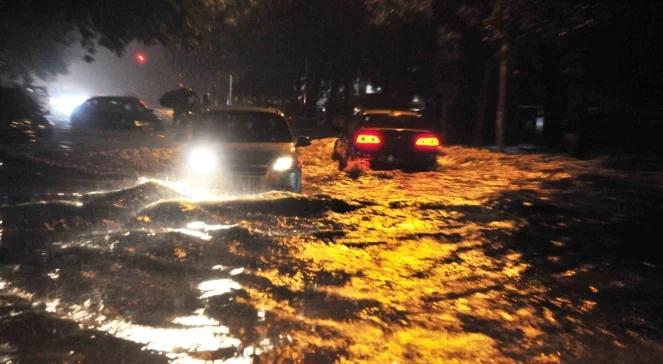 Pekin pod wodą. Takiego deszczu nie było od lat