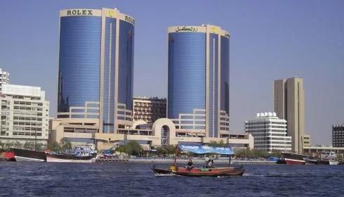 Polacy nie jeżdżą do Egiptu, bogaty Dubaj pomoże Kairowi