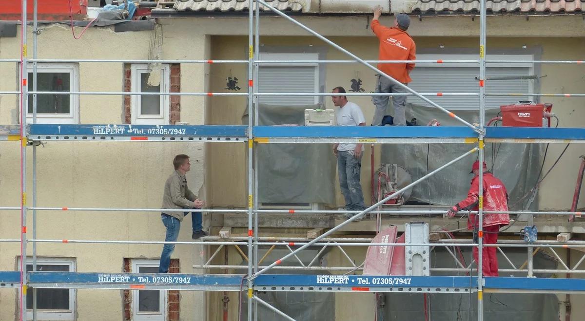 Polscy budowlańcy wywalczyli wielkie odszkodowanie w Szwajcarii. Za zaniżanie płac