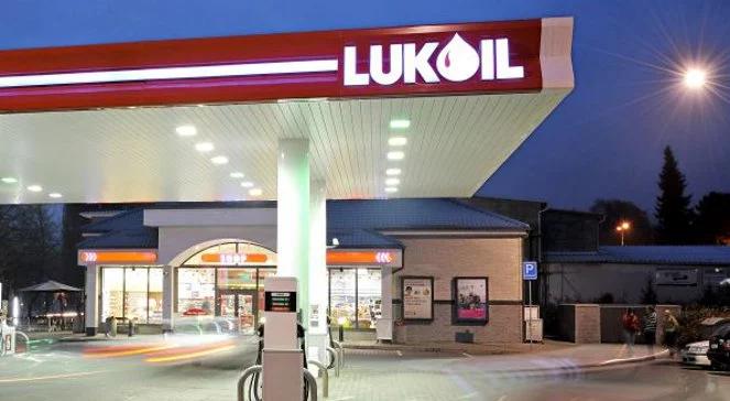 Łukoil może sprzedać stacje benzynowe w Polsce zlokalizowane przy sklepach Carrefoura
