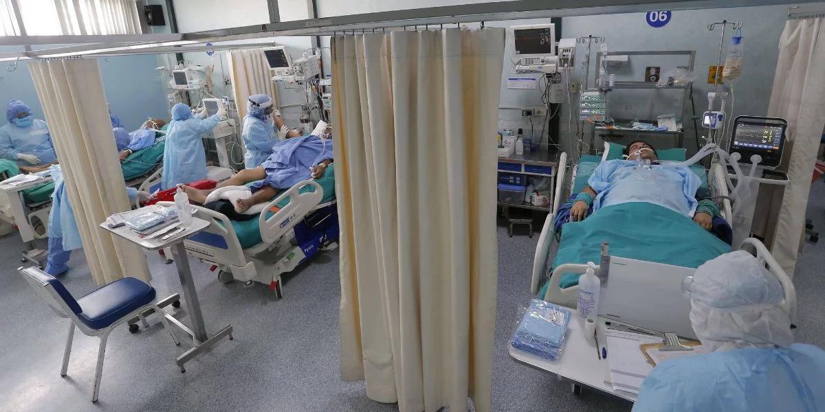 Peru. Lekarze uratowali kobietę, która przypadkowo połknęła... gwóźdź