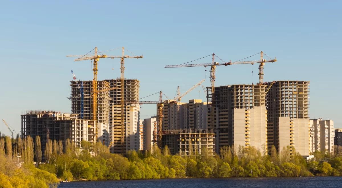 Wakacje czynszowe, dopłaty i większa dostępność. Rząd przedstawił nowy pakiet mieszkaniowy