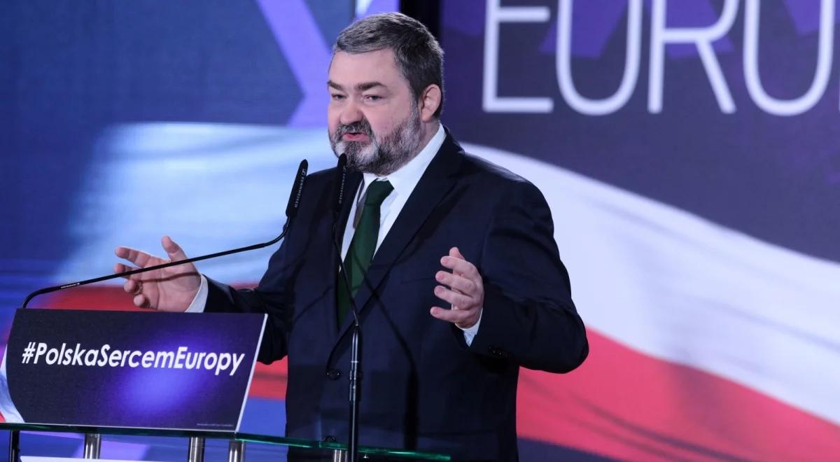 Karol Karski: Tylko ci, co reprezentują interesy swojego kraju, mogą coś osiągnąć w UE