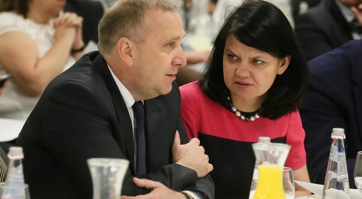Wzmocnić współpracę gospodarczą. Grzegorz Schetyna leci do Chin