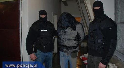 Ojciec kradł samochody, pomagali mu synowie