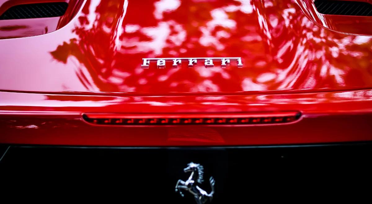 Ferrari kontra Lamborgini w "elektrycznym" wyścigu. Kto zwycięży?