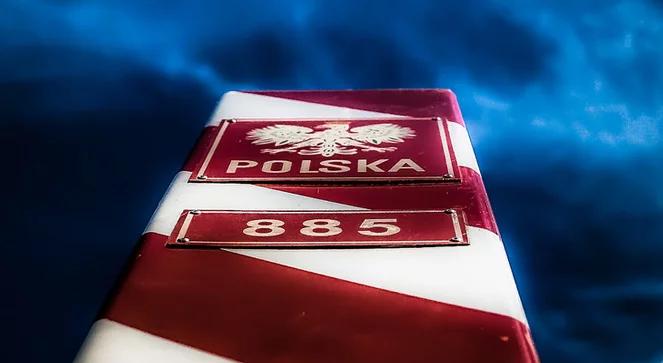 Celnicy zatrzymali na granicy Rosjanina przemycającego pistolet