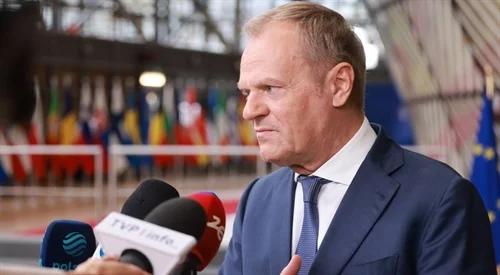 Premier Donald Tusk przybył do...