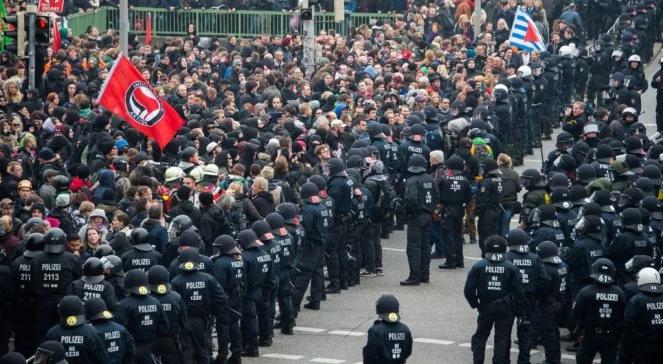 Niemcy: protesty przeciwko islamistom. „Nasza ojczyzna jest zagrożona”