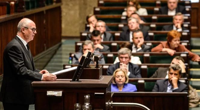Prokuratura i CBA u szefa klubu PSL. Andrzej Seremet w ogniu krytyki