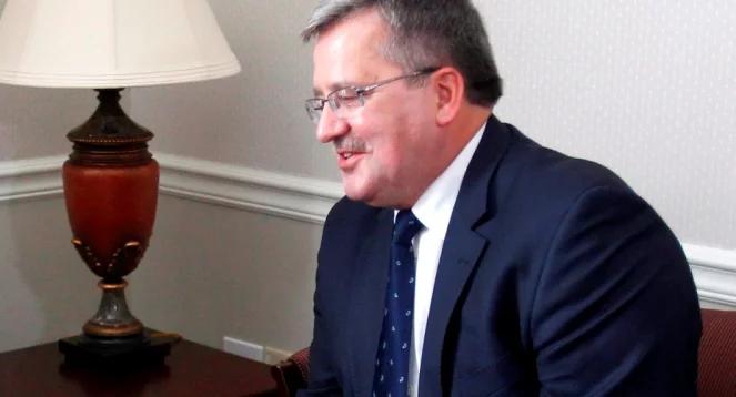 Sondaż: dobrze o prezydencie, słabo o premierze