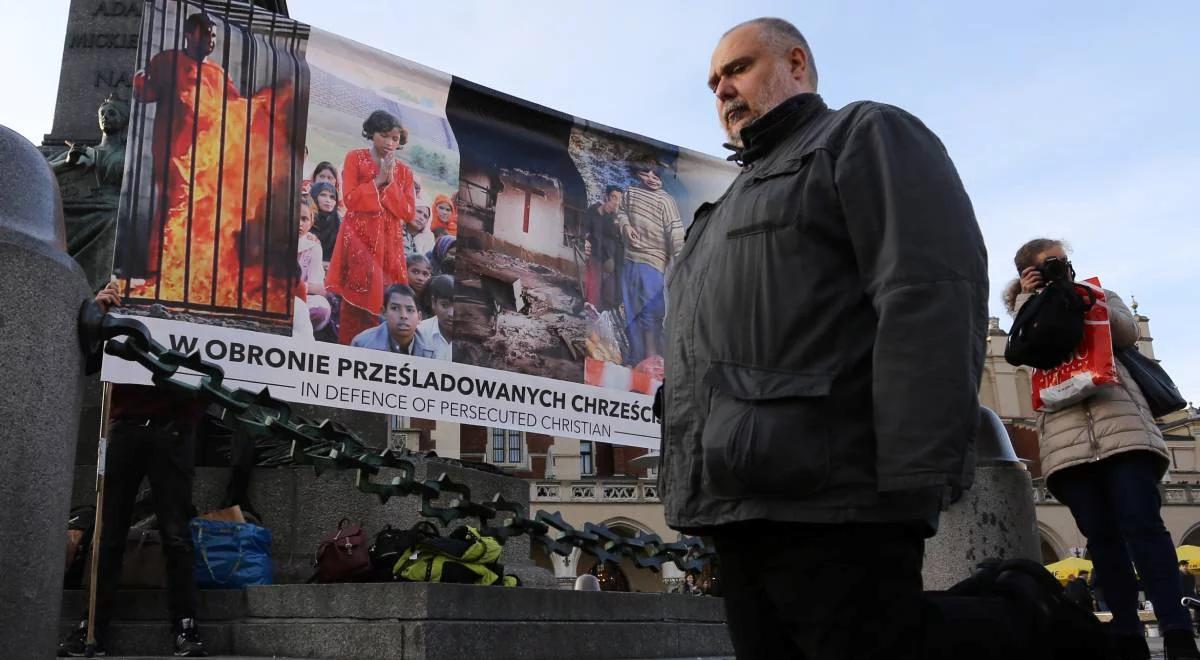 Nasila się prześladowanie chrześcijan. "Trzeba pokazać, że nie są zapomniani"