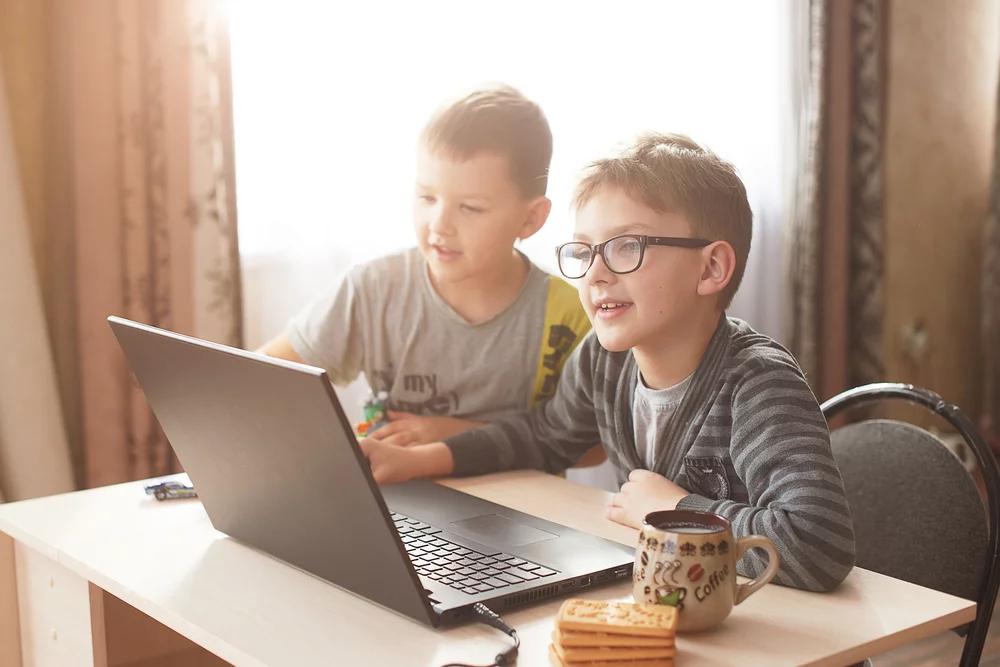 Dzieci będą mogły samodzielnie wyrażać zgodę na przetwarzanie danych osobowych w internecie?