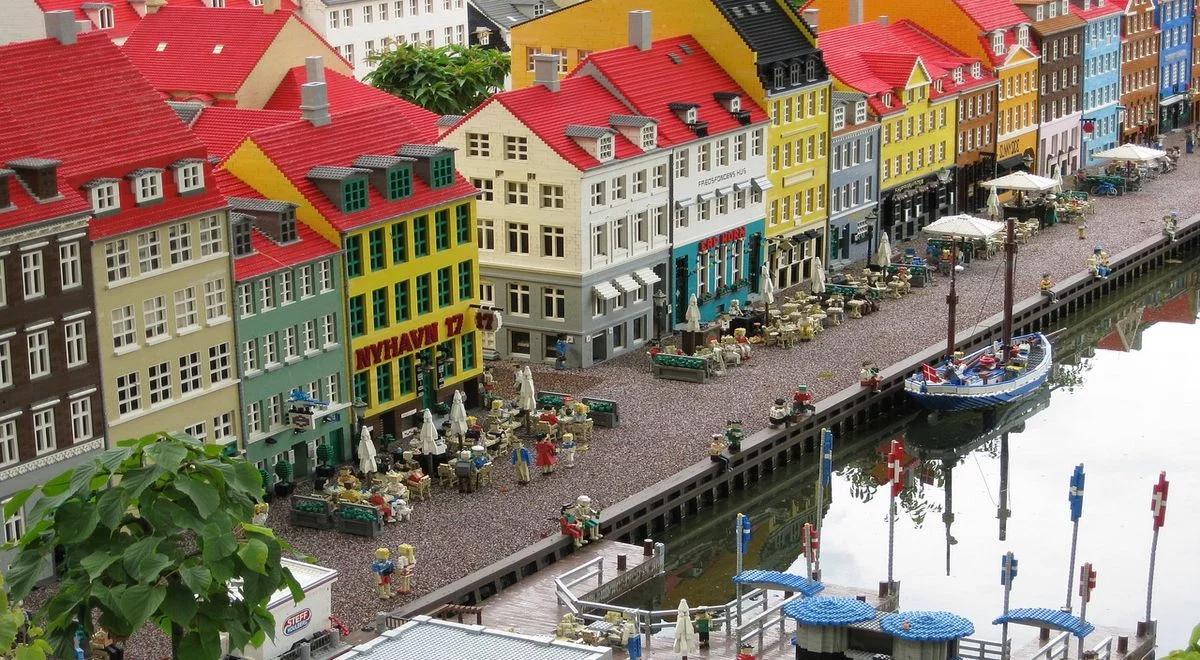 LOT-em bliżej do Legolandu. Pierwszy rejs tego lata