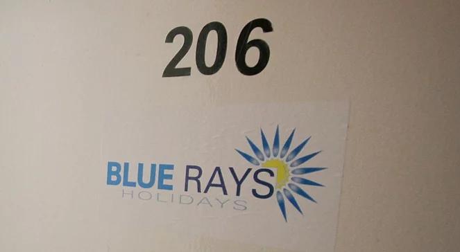 Po upadku Blue Rays 414 osób za granicą