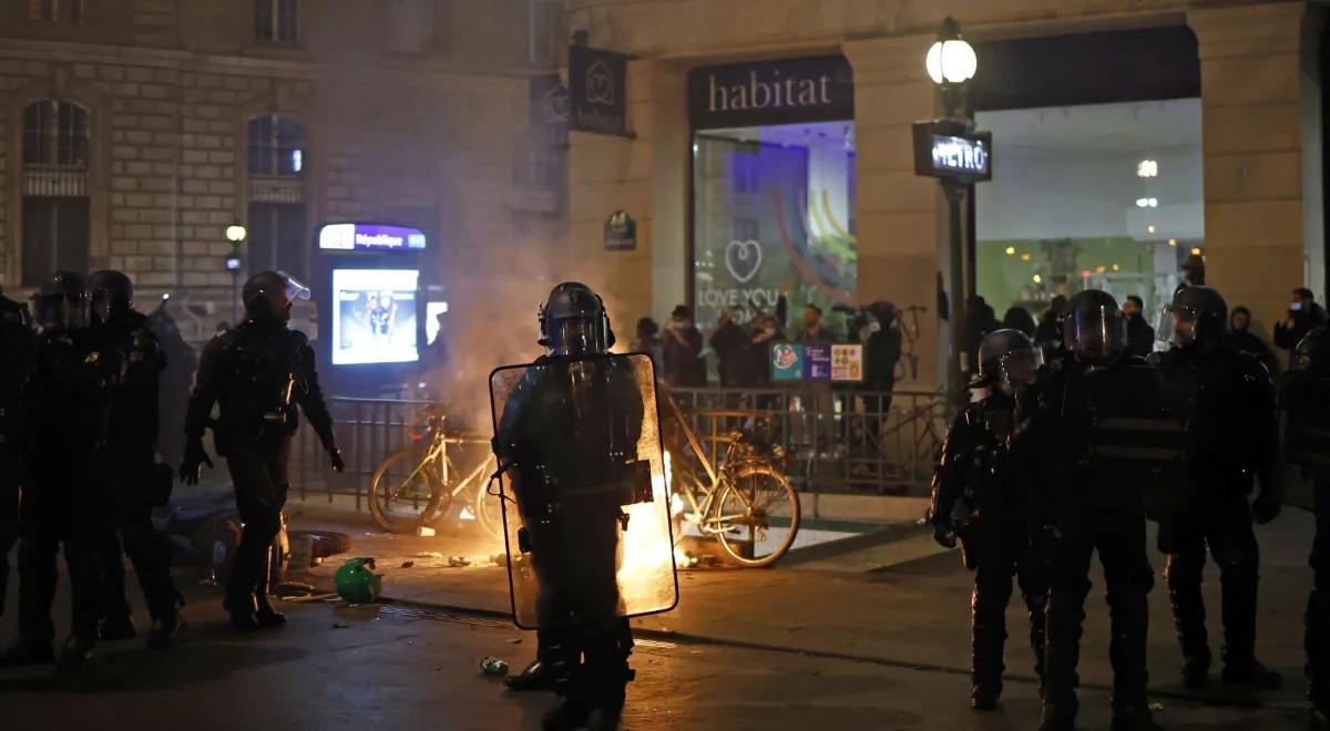 Francja: kolejny dzień protestów. W Paryżu doszło do starcia demonstrantów z policją. "Użyto gazu łzawiącego"