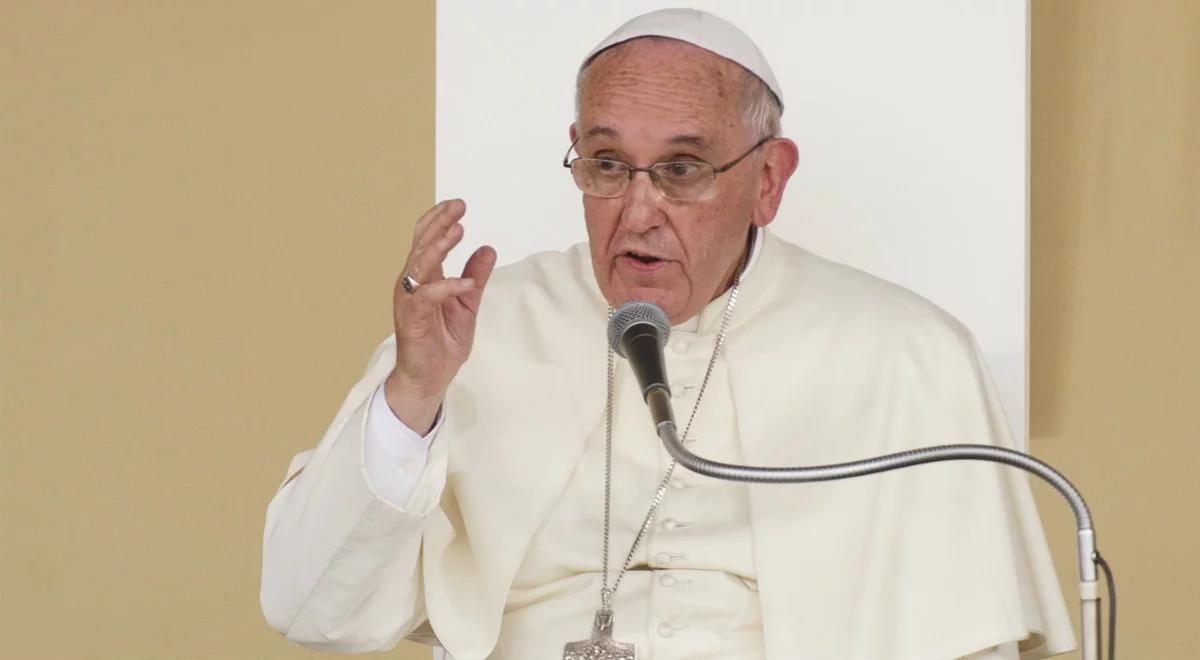 Papież Franciszek: zamiast osądzać innych, musimy zbadać samych siebie