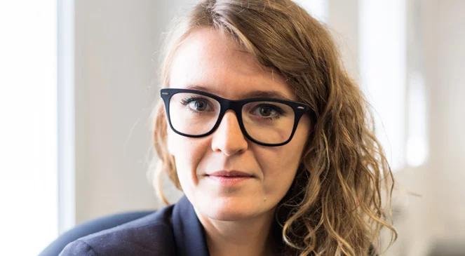 Marta Krupińska: bardzo dumnie noszę plakietkę "emigrantka"
