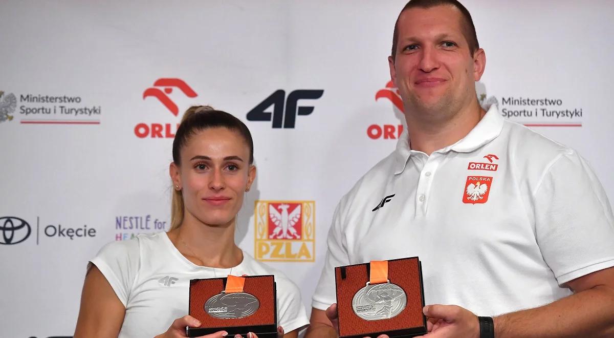 Lekkoatletyczne MŚ: medaliści wrócili do Polski. Nowicki cieszy się z formy, Kaczmarek analizuje sztafetę