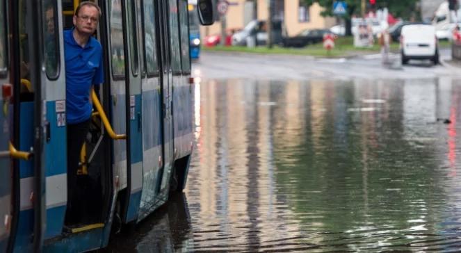 Pogoda: dwumiesięczne opady deszczu w dwa dni