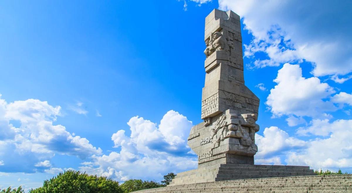 Półtonowa bomba lotnicza na Westerplatte. Niewybuch znaleziono w pobliżu drogi pod pomnik