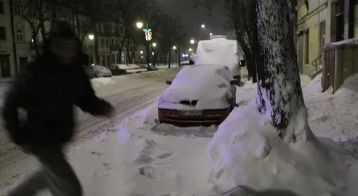 Chaos i paraliż po ostrym ataku zimy