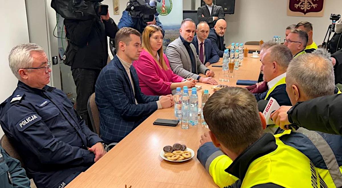 Jest kompromis rządu z protestującymi rolnikami. Rzecznik PiS: dziś rozpoczną się rozmowy z przewoźnikami