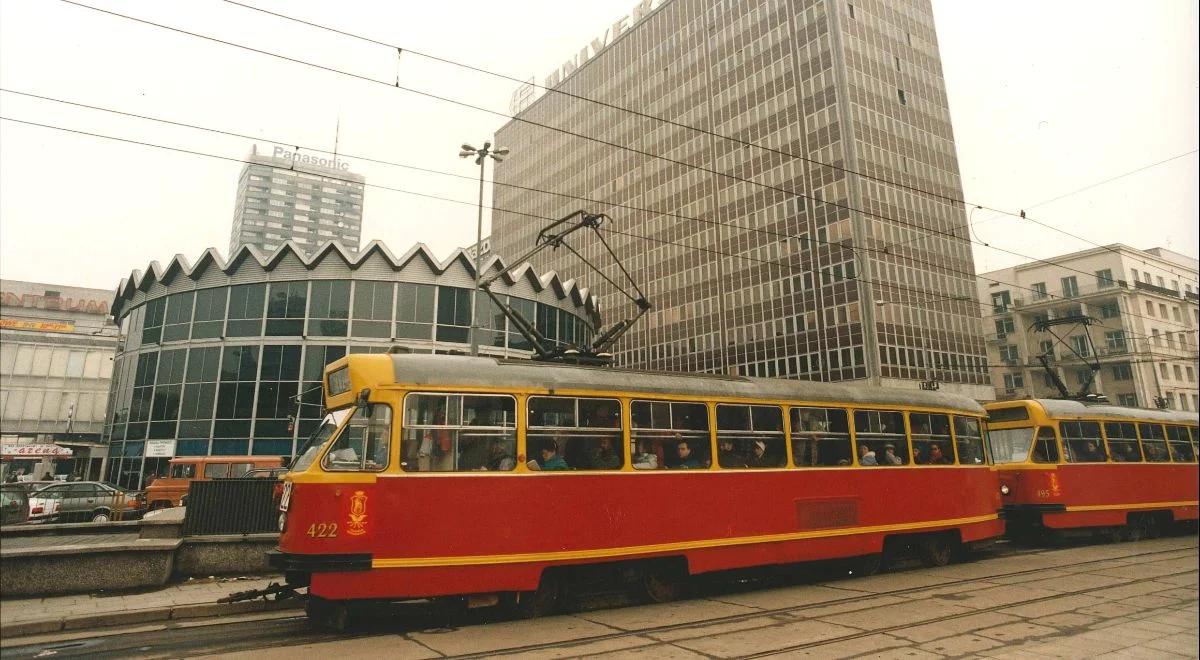 Lata 90. w humorze i dowcipie. Zuzanna Berus i Michał Rzecznik o wystawie "Wolne żarty"