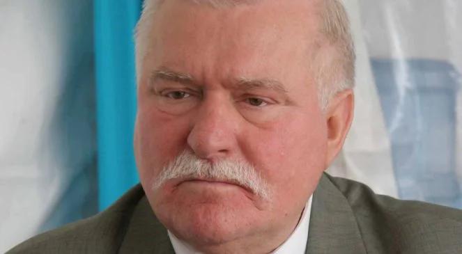 Lotnisko: procedury takie same dla wszystkich, także dla Wałęsy