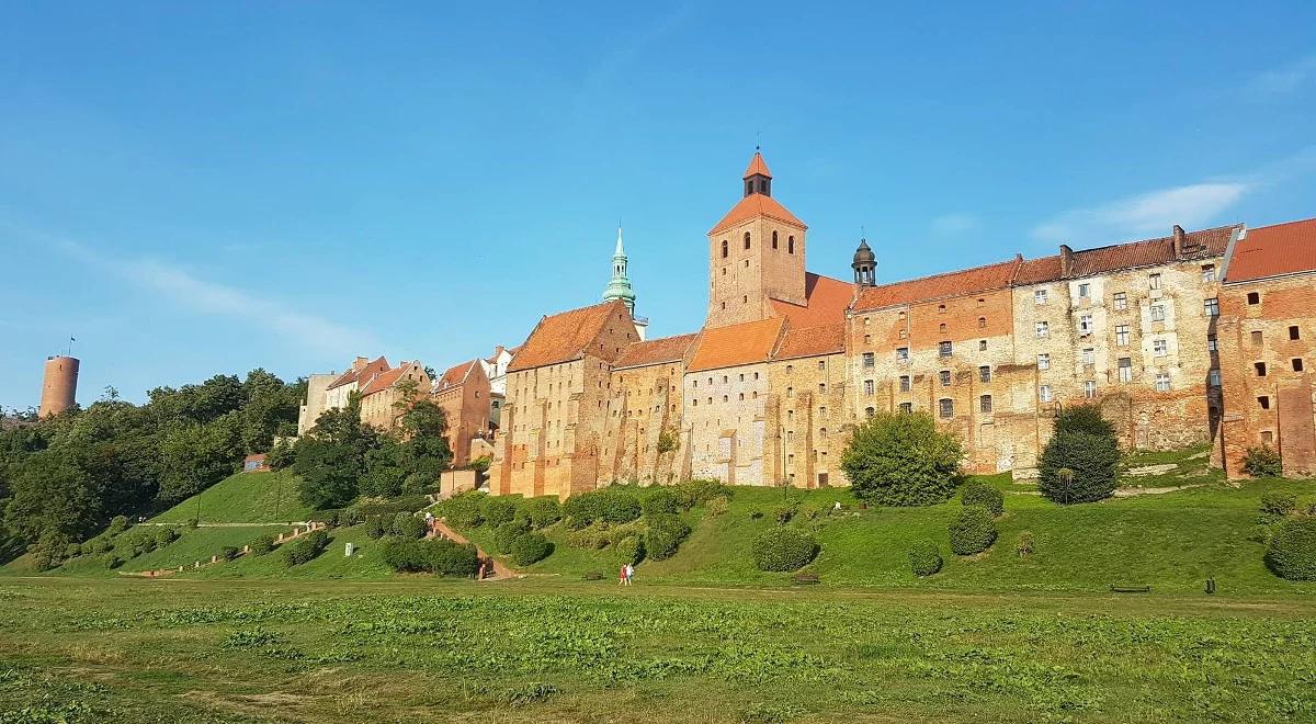 "Słowem Niepodległa". Historyczne ścieżki Grudziądza