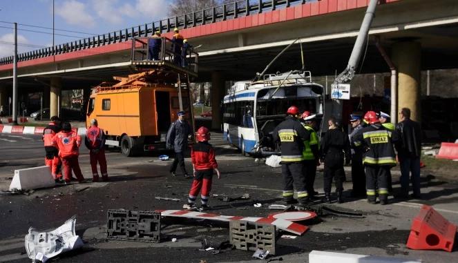 Wypadek w Gdyni. Ciężarówka miała niesprawne hamulce?