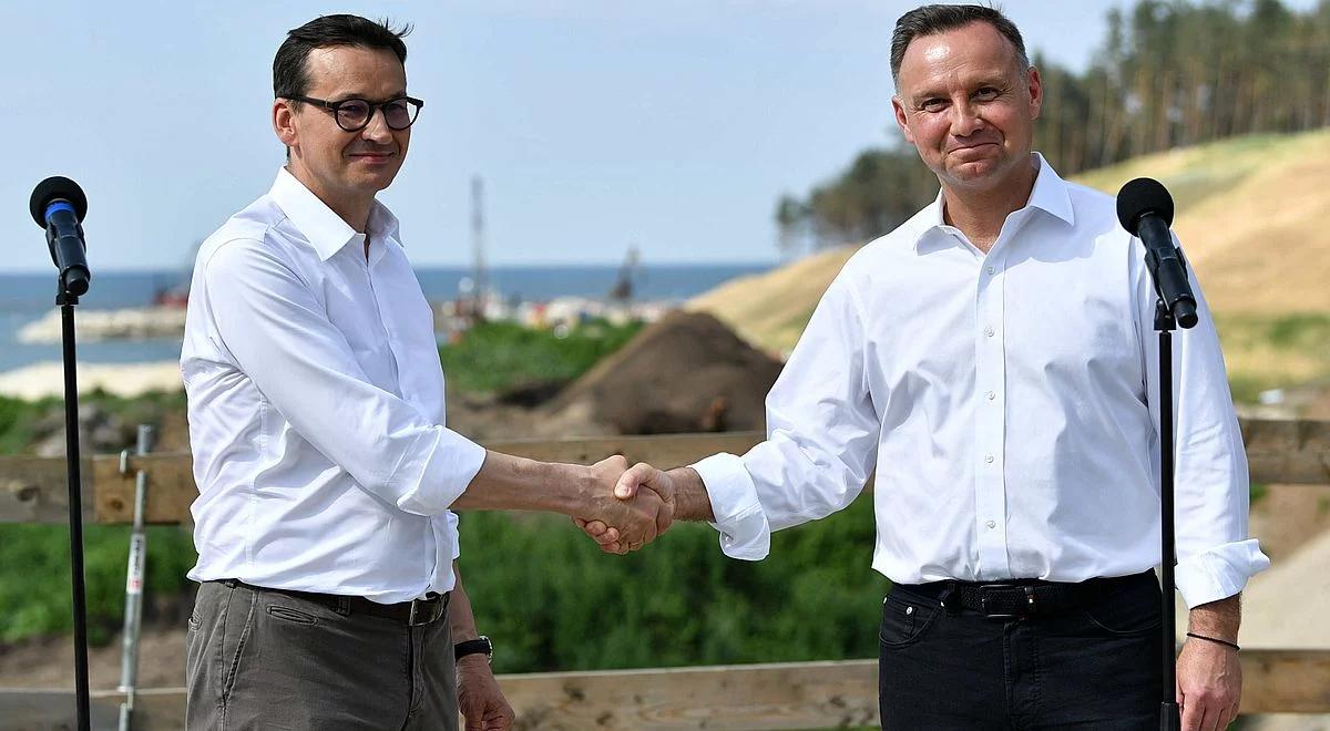 "Przekop Mierzei Wiślanej to inwestycja, która wzmacnia suwerenność RP". Prezydent i premier wizytowali teren budowy