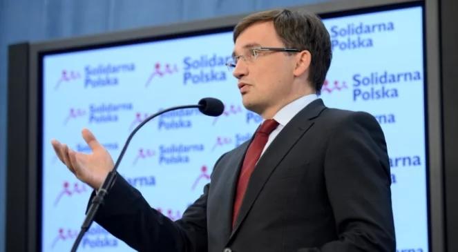 Ziobro: potrzebny zakaz posiadania noży i maczet w miejscach publicznych