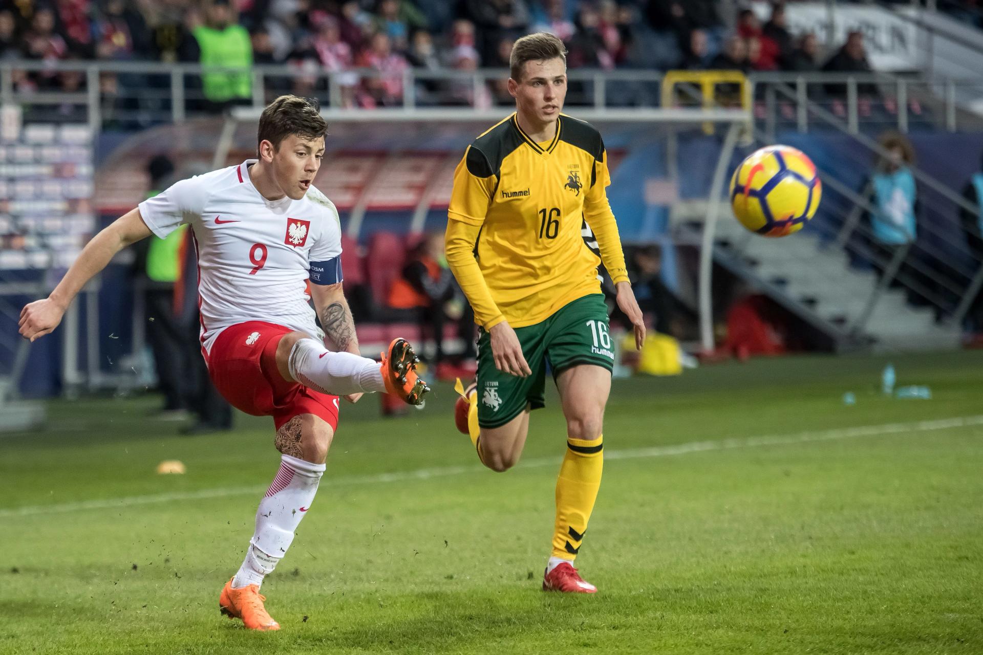 Rosja 2018: Kownacki wrócił ze zgrupowania kadry z urazem. Polskiego napastnika czeka przerwa?