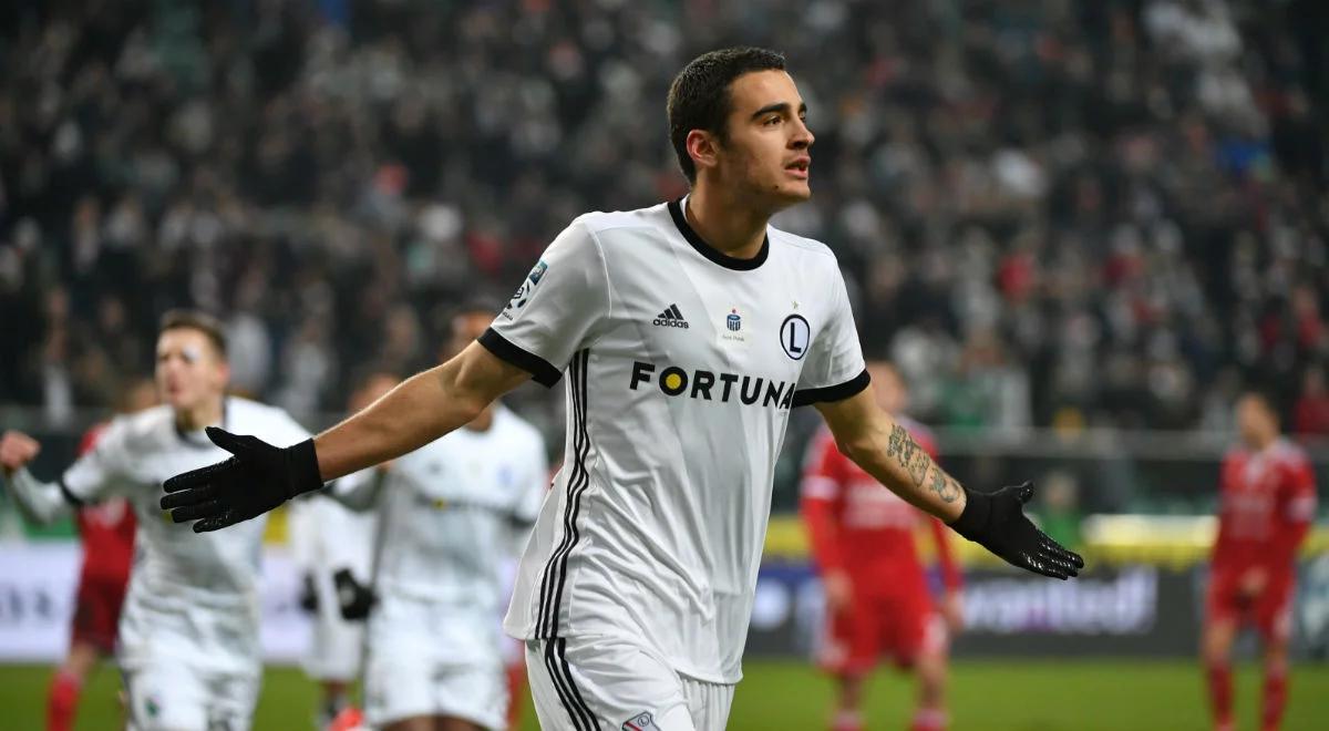 Ekstraklasa: Legia Warszawa lepsza od Piasta Gliwice. Wojskowi gonią lidera rozgrywek