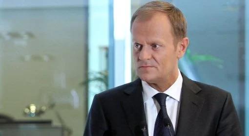 Tusk nie zgadza się z filozofią Rostowskiego o euro