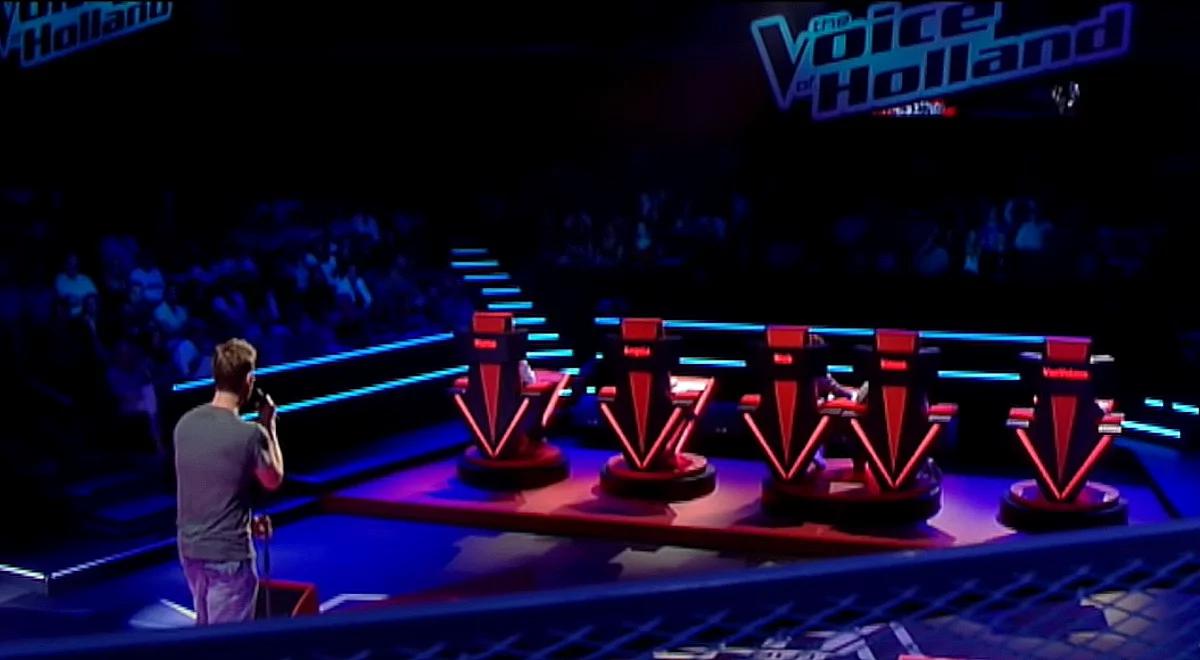 The Voice of Holland znika z telewizji. Powodem zawieszenia emisji są oskarżenia o molestowanie