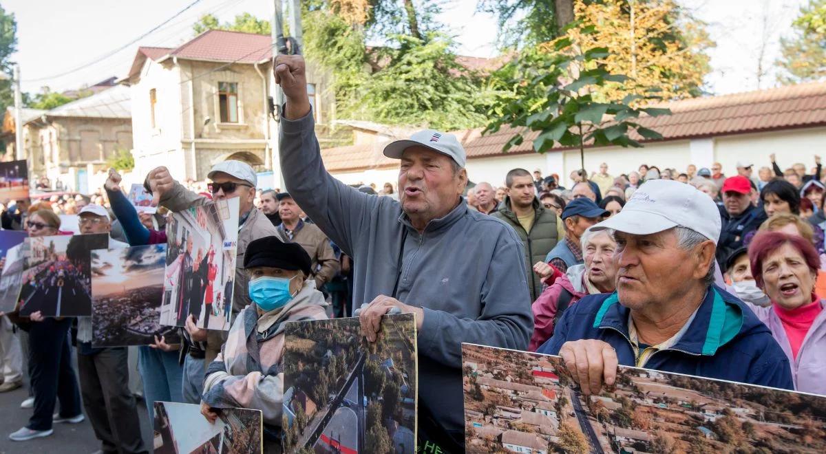 Długie macki Kremla. Mołdawia wyklucza prorosyjskich polityków z listopadowych wyborów 