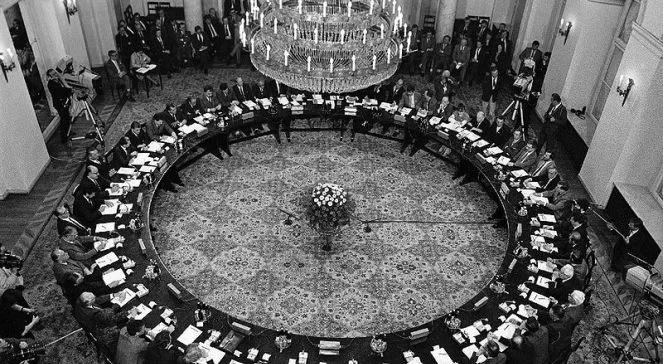 "ND": umowa o współpracy z KGB była kontynuowana po upadku PRL